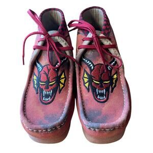 Clarks Originals Wallabee Evo Stranger Things Hellfire Club Sand Suede